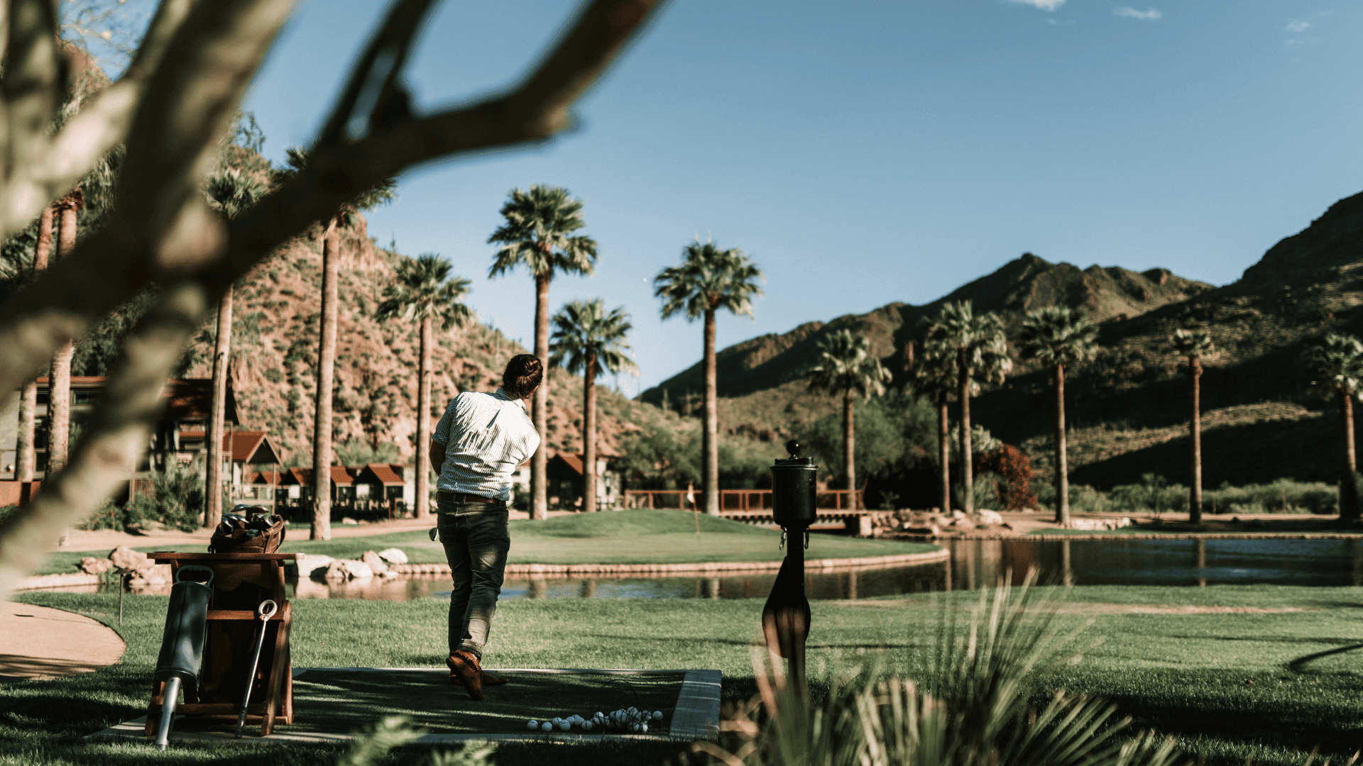 Player golf at Luxury Resort